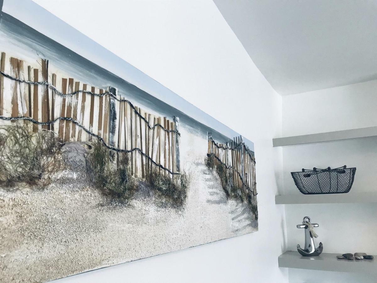 Nancie'S Place - Dartmouth Town Center With Private Parking - A Traditional Georgian Private Duplex Apartment - Beautifully Refurbished - Two Bedrooms, Bathroom, Kitchen And Lounge Diner Ngoại thất bức ảnh